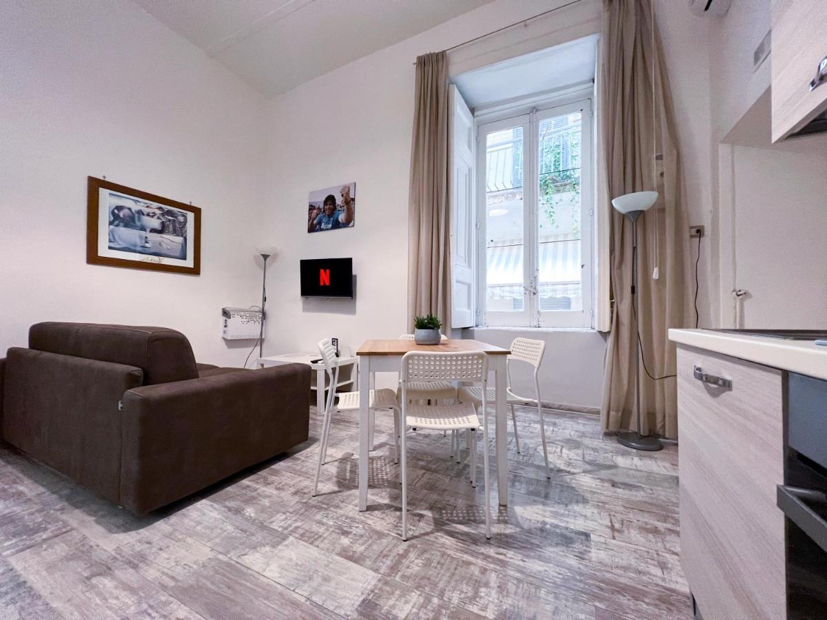Appartement Casa Martino Formale à Naples Extérieur photo