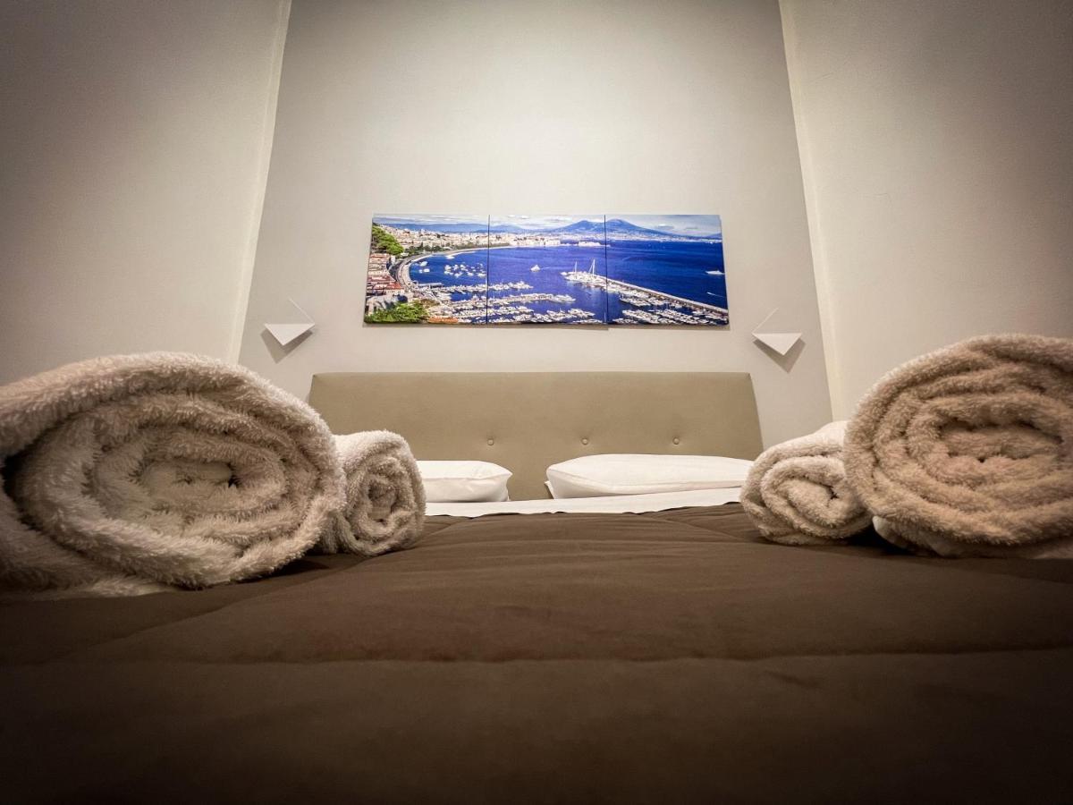 Appartement Casa Martino Formale à Naples Extérieur photo